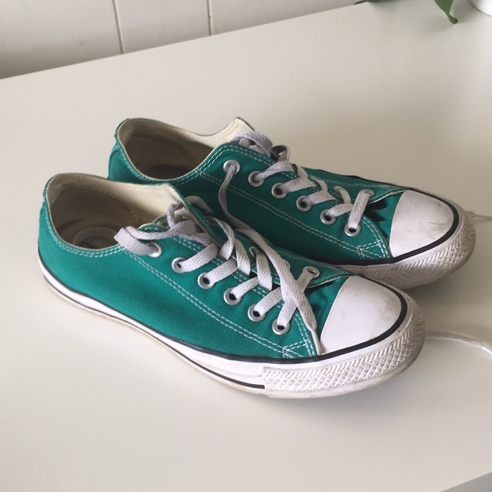 Converse all star low tops